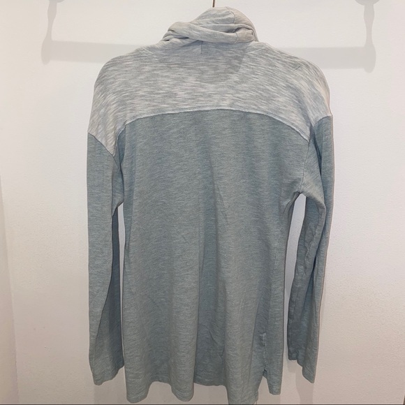 Columbia Lightweight Sweater - Picture 2 of 2